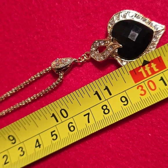 A GORGEOUS Heart Necklace!  Stunning! - Picture 6 of 9